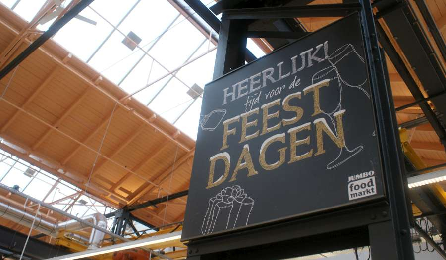Twee keer zoveel supers open op eerste kerstdag Twee keer zoveel supers open op eerste kerstdag
