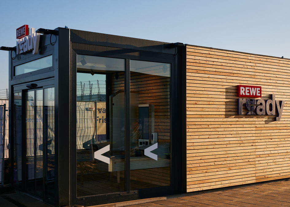 Rewe test onbemande winkel bij laadplein