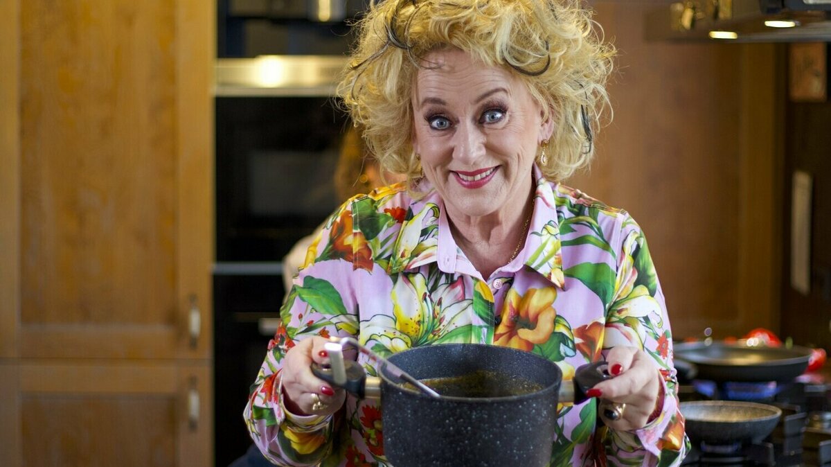 Karin met soeppan.jpg