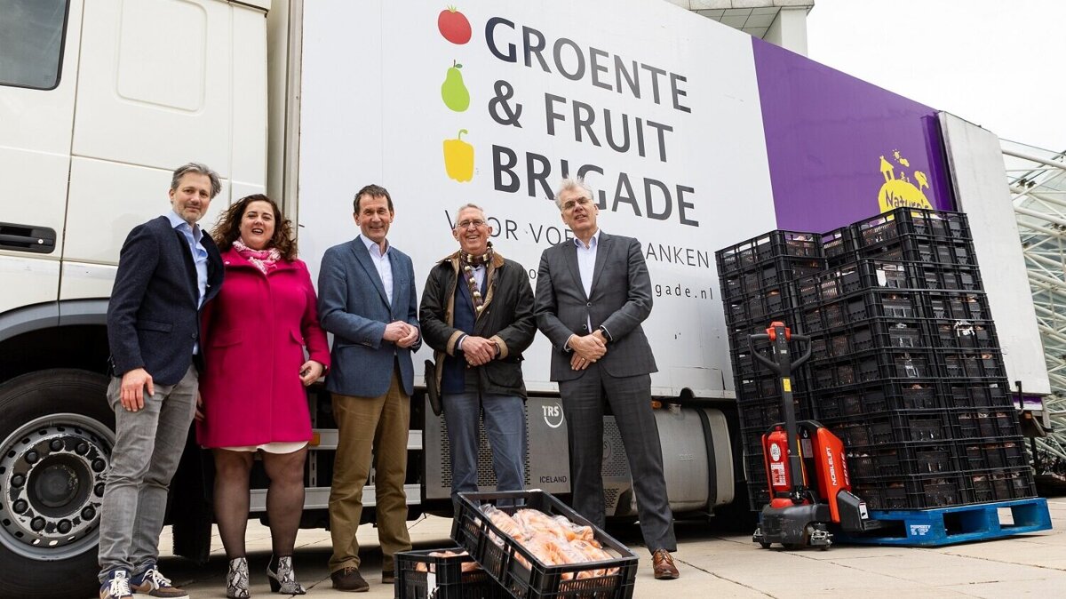 Ondertekening GFB - prov utrecht - incl gert.jpg