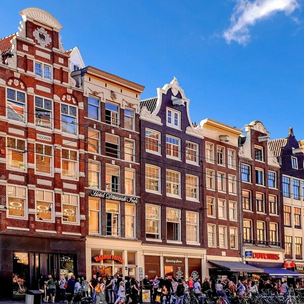 amsterdam-2684933_1920.jpg