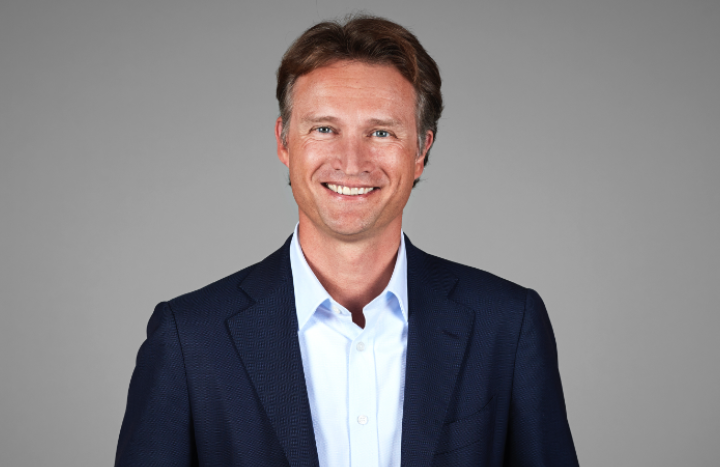 dolf-van-den-brink-def (1).png