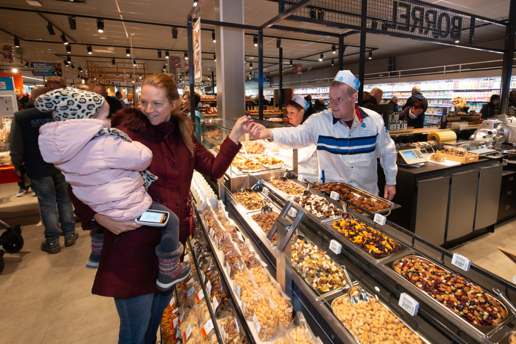 yasminhargreavesx-7364-313275-albert-heijn-goes-ah.jpg