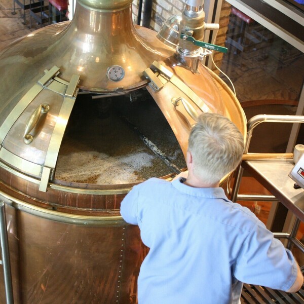 beer-2449887_1920.jpg