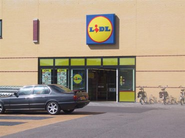 lidl_gevel_voorkant_met_bmw_large.jpg