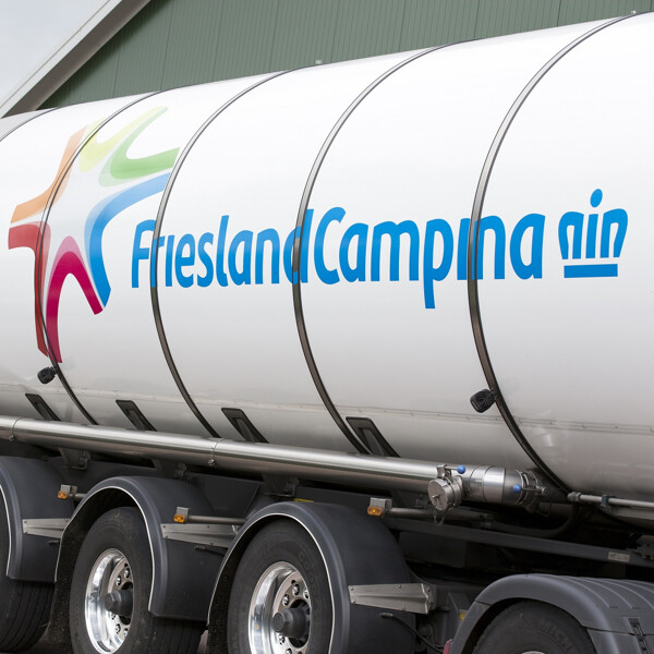 frieslandcampina_milk_truck_dairy_farm_cows_meadow.jpg