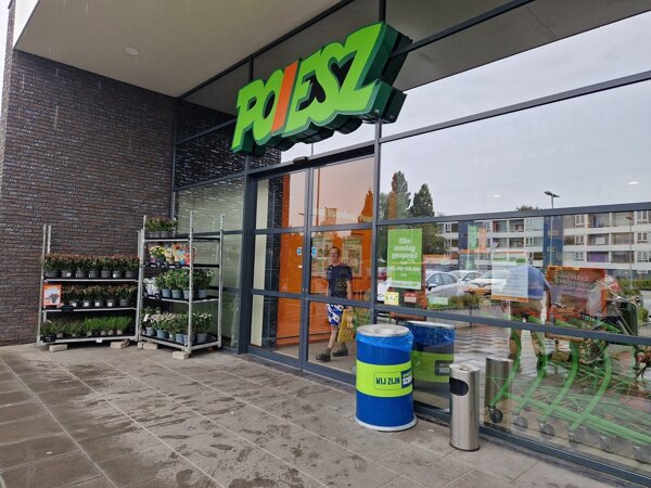 Poiesz Sneek aug2023 (1).jpg