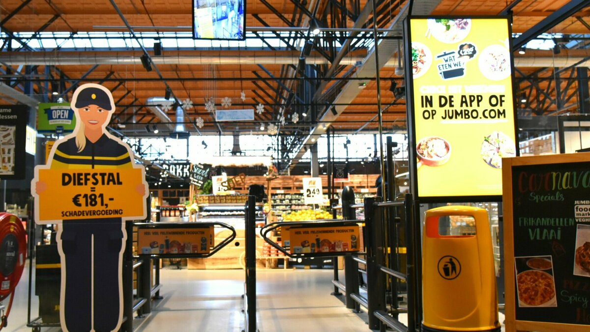 jumbowinkeldiefstalii (1).jpg