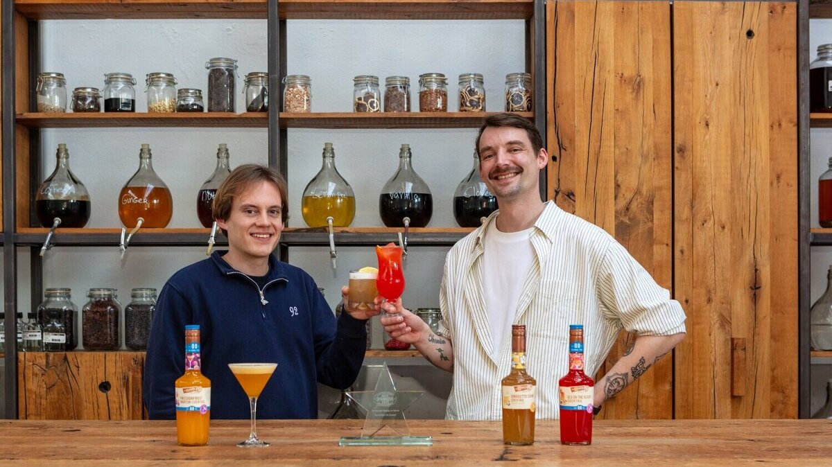 LMKDeKuyper35 Pauline Smale.jpg