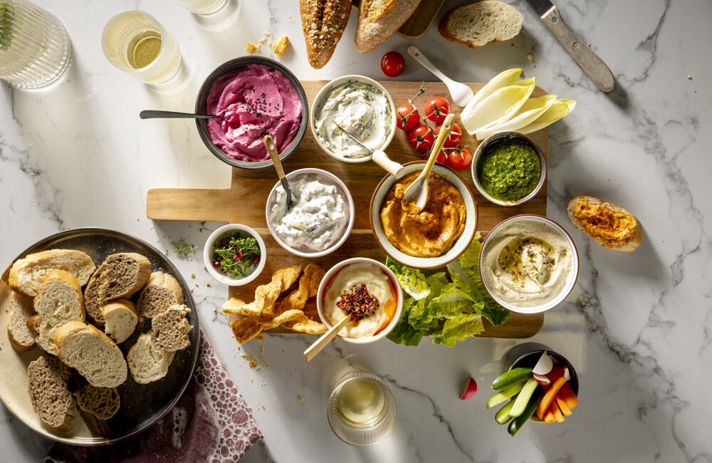 Jumbos Tapas spreads en dips.jpg