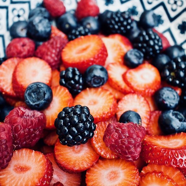 fruits-3441830_1920.jpg