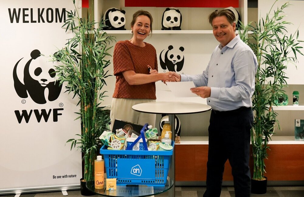 ondertekeningsmomentwwf-nlxalbertheijn.jpg