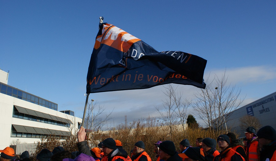 fnv-vlag-vakbond-actie-staking.jpg