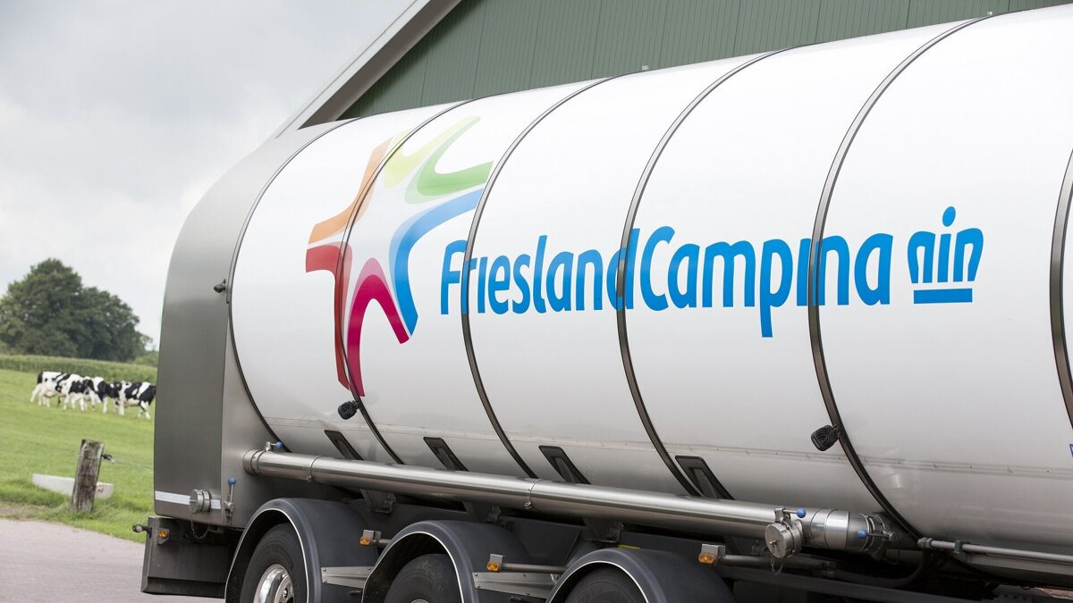 FrieslandCampina Melktruck Vrachtwachten Melk Koeien Boer.jpg