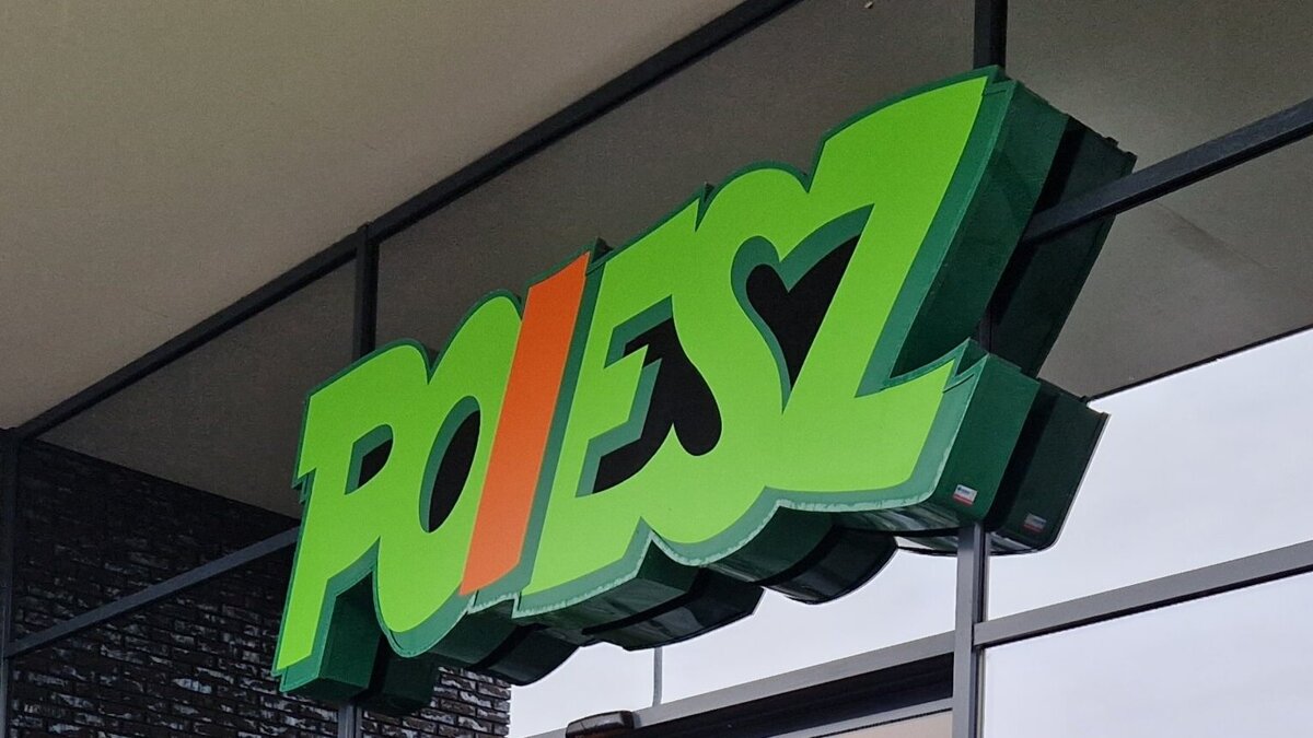 Poiesz Sneek aug2023 (1).jpg