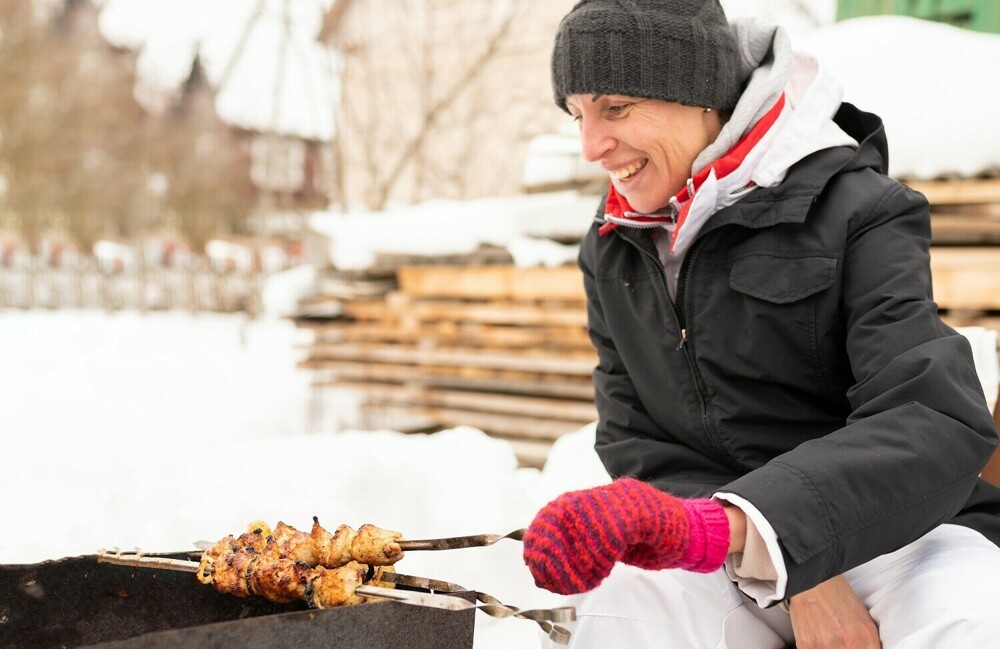 Dame op de winterbbq .jpg