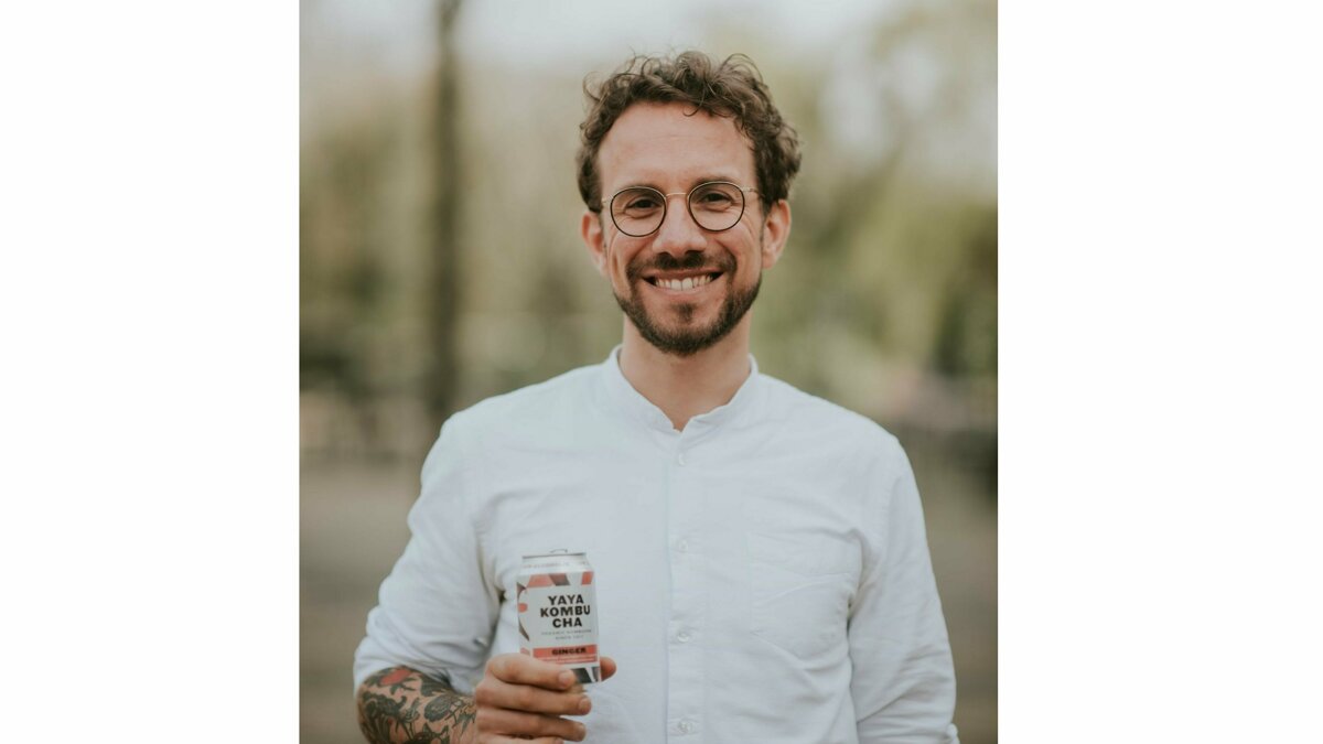 stefan de waal yaya kombucha.jpg