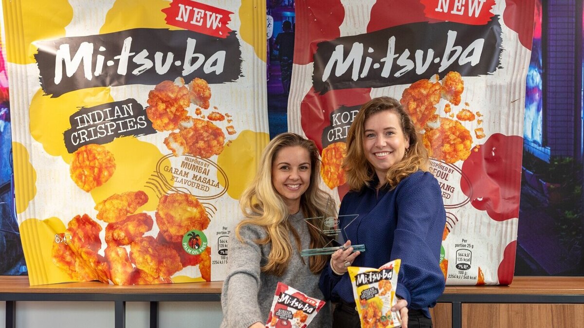 LMKMenkenOrlando mitsuba17 Pauline Smale.jpg