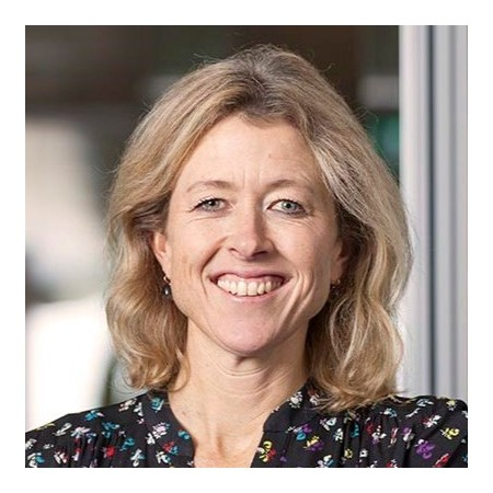 Caroline Oosterbaan.jpg