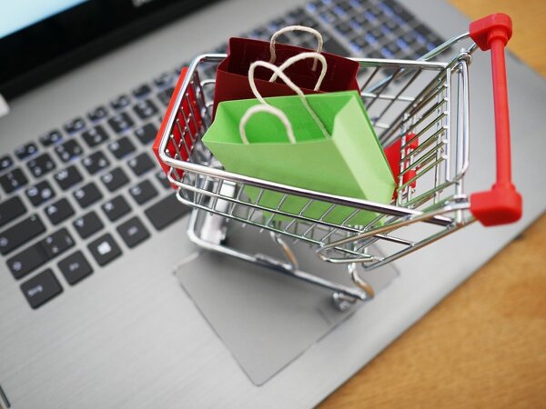 shopping-cart-4516039_1280.jpg
