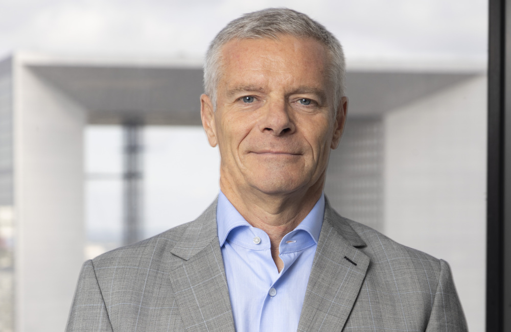 Lorenzo-van-Haelst.jfif