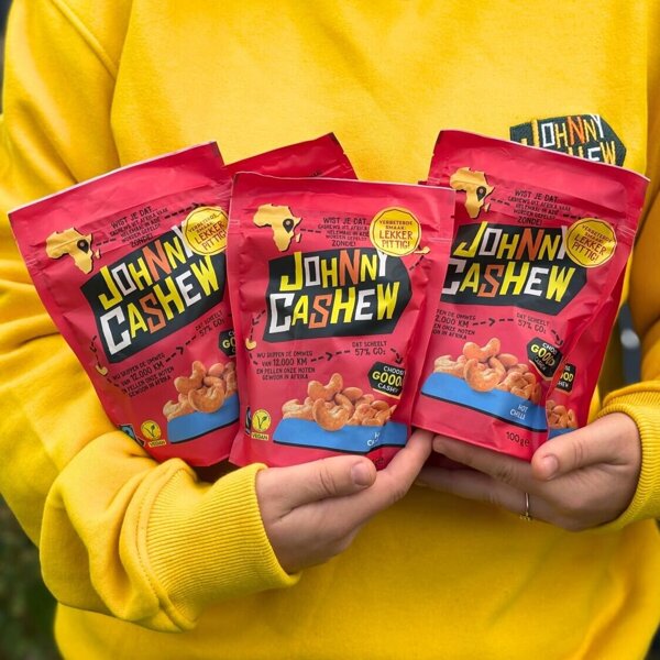 Johnny Cashew Hot Chilli.jpg