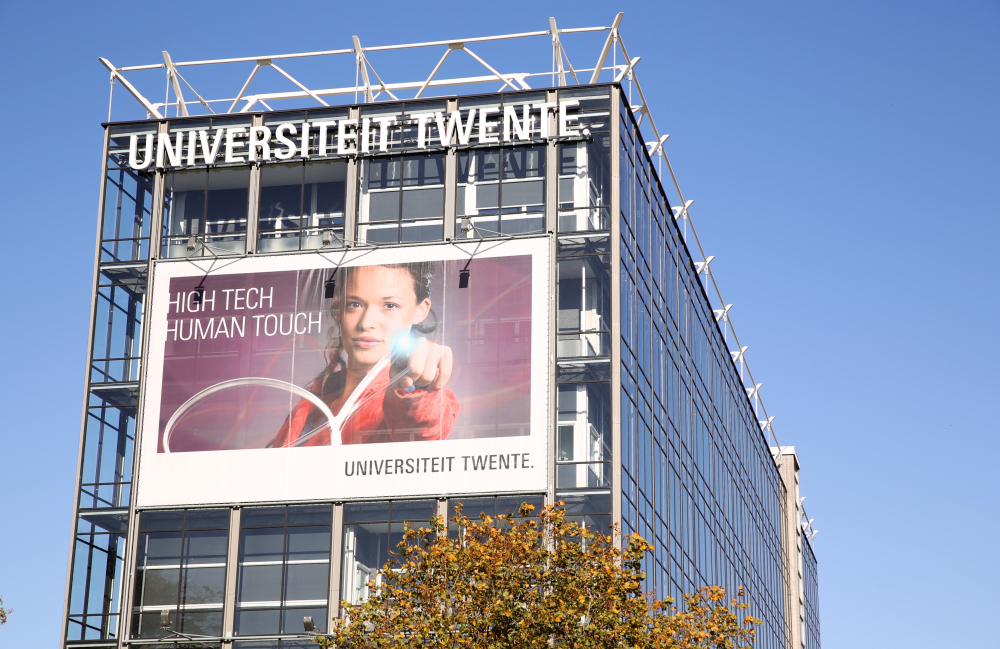 logo-utwente-foto-spiegel3.jpg