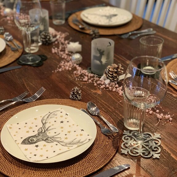 eenvoudige kersttafel.jpg