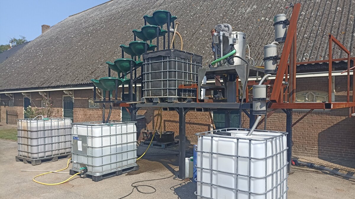 Opstelling compostthee.jpg