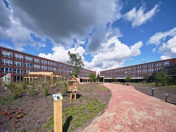 Lidl hoofdkantoor Huizen.jpg