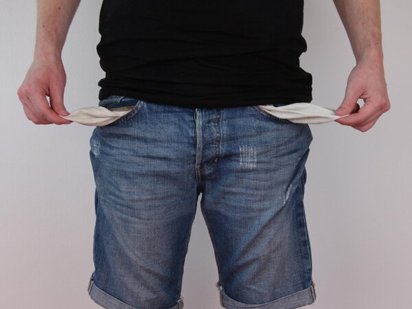 pockets-1439412_1920.jpg