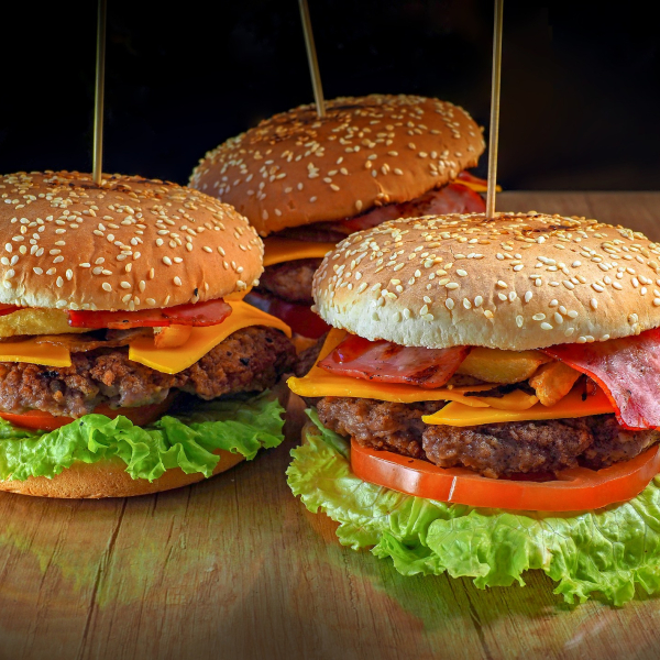 burger-g284e7645f_1920.jpg