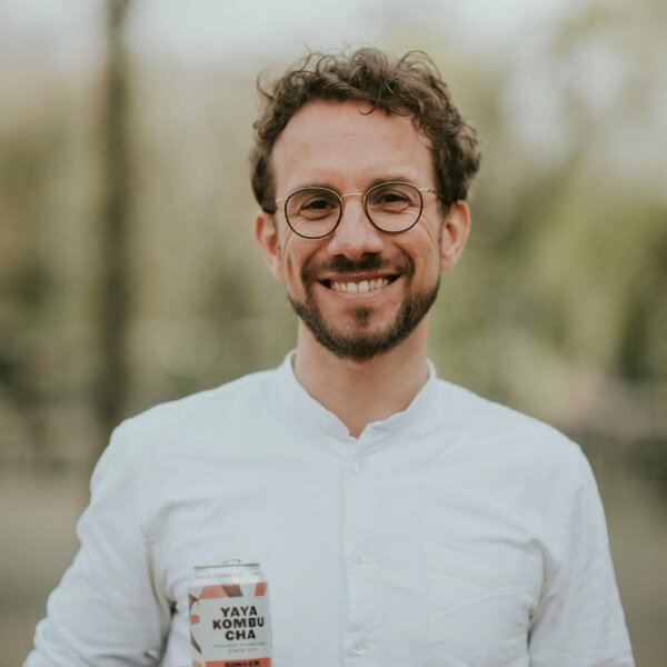 stefan de waal yaya kombucha.jpg