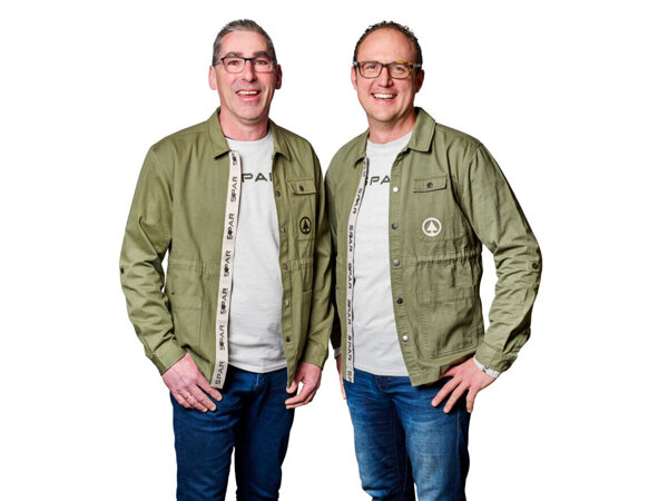 afbeeldling dick en bj - handtekening .jpg