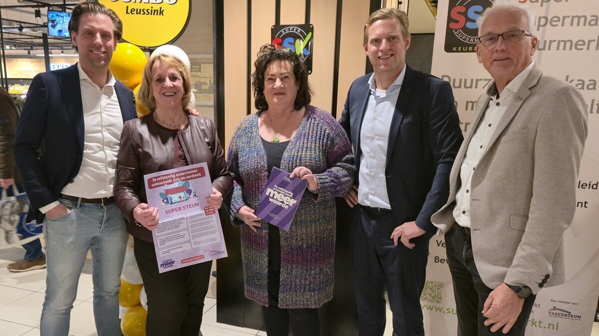 350e SSK voor Jumbo Leussink Hasselo Hengelo (002).jpg