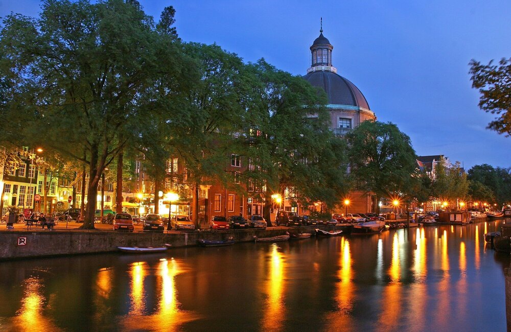 jacobbenjo-netherlands-5166907_1920 (1).jpg