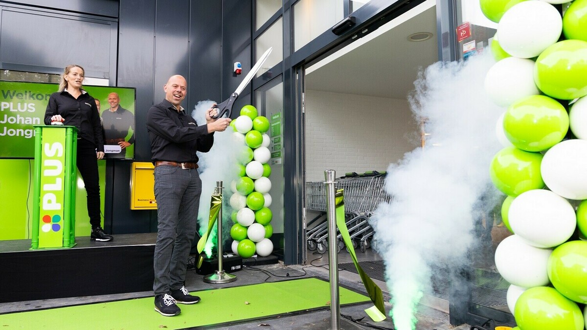 PLUS SCHOONEBEEK 04.jpg