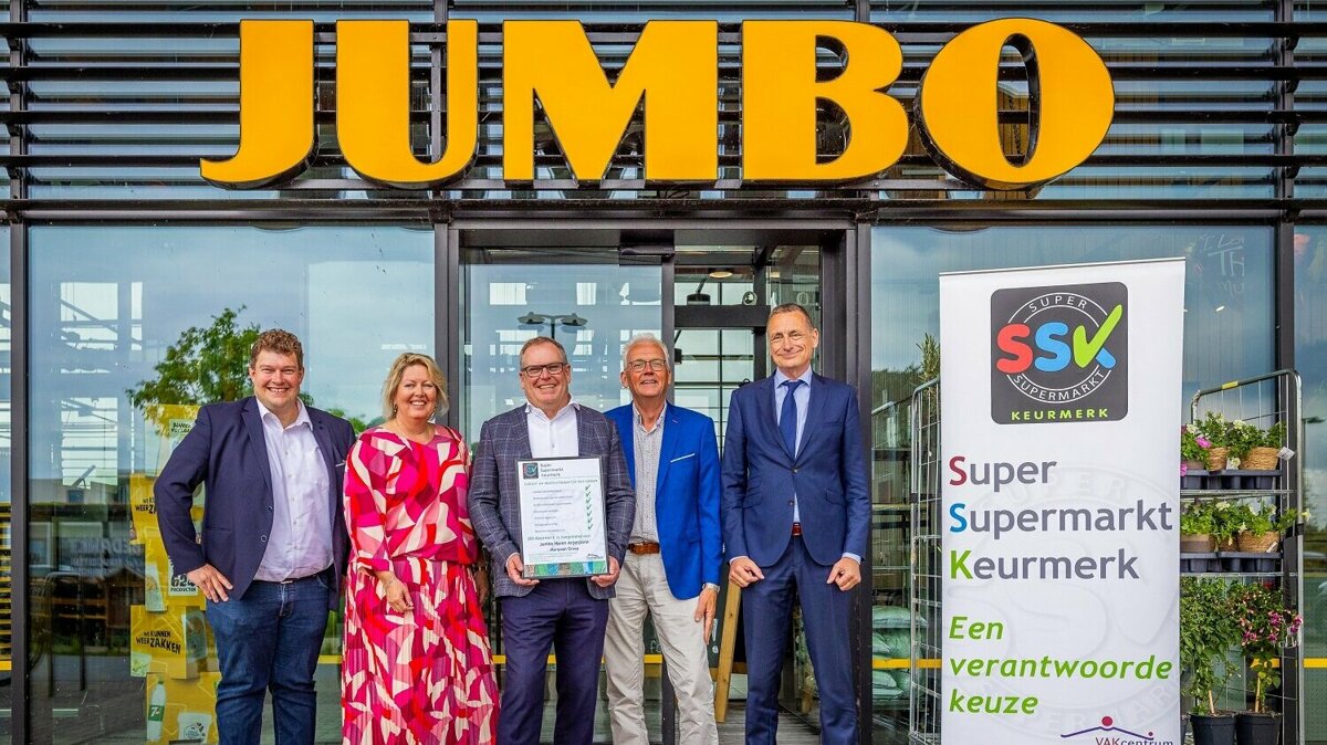 maripaan uitreiking.jpg