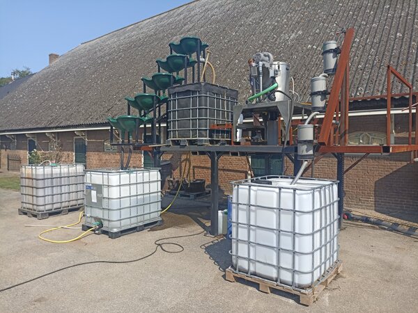 Opstelling compostthee.jpg