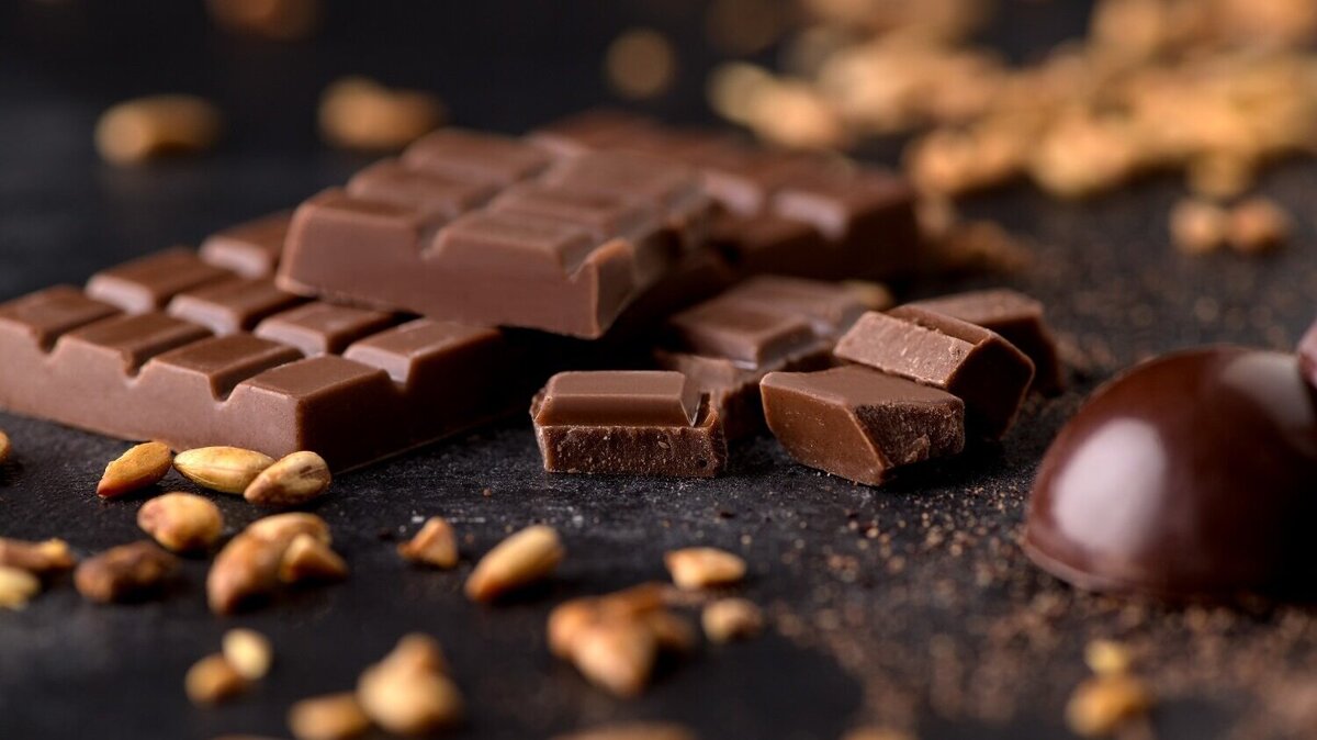 ChoViva bar_Source_ Planet A Foods_Photographer_ Daniel Schvarcz.jpg