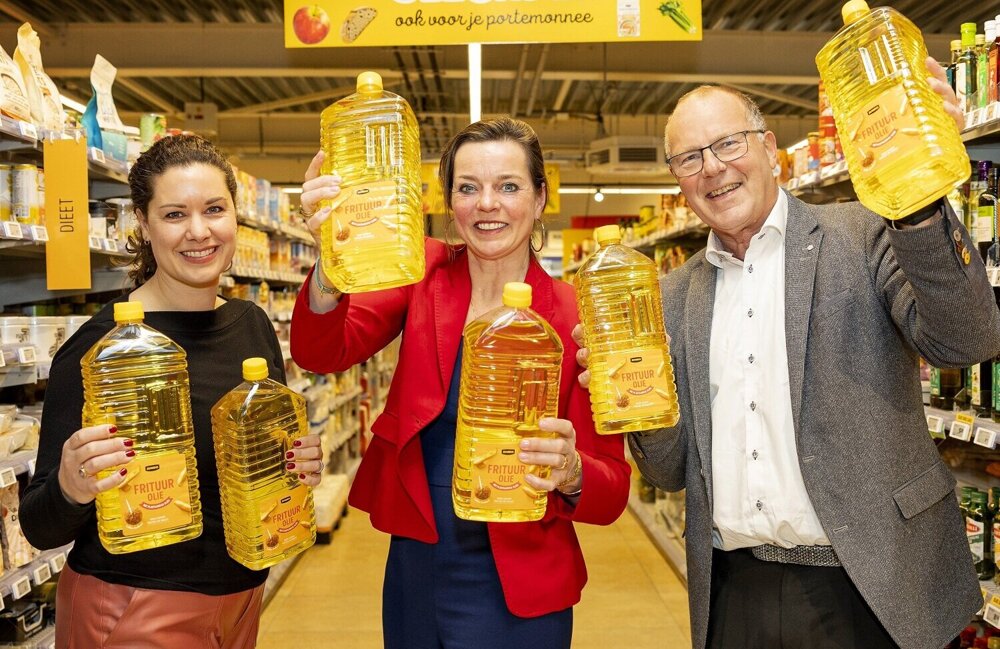 FOTO PERSBERICHT VERPACT JUMBO OILTRADE.jpg