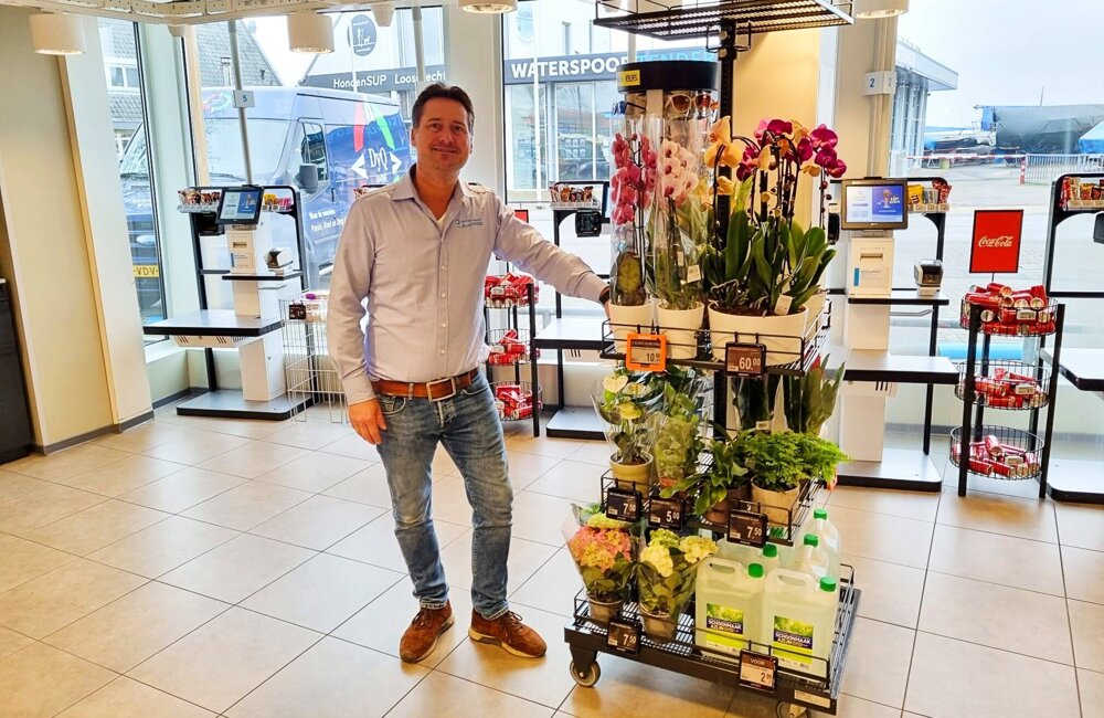 foto Dennis - te klein.jpg