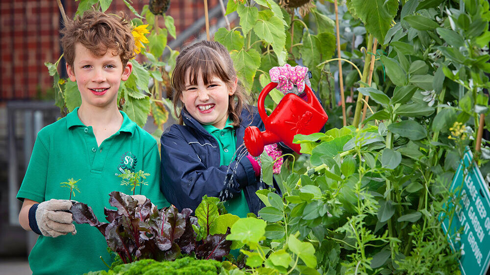 10_Red-Watering-Can (1).jpg