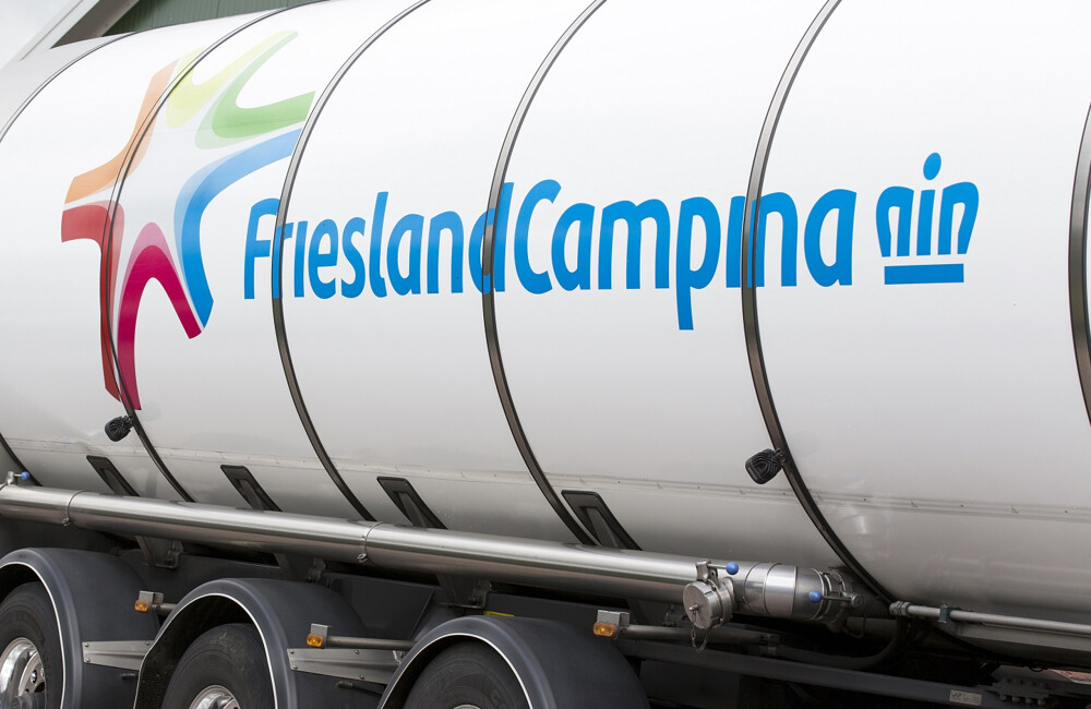 frieslandcampina_milk_truck_dairy_farm_cows_meadow.jpg