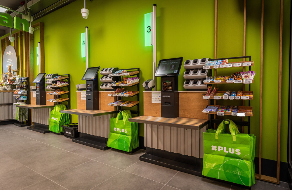 PLUS kassarekjes.jpg