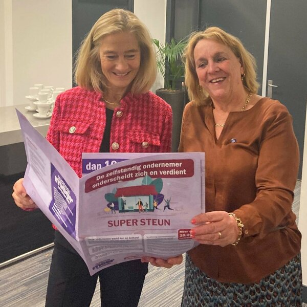 micky adriaansens en ph 3 bewerkt.jpg