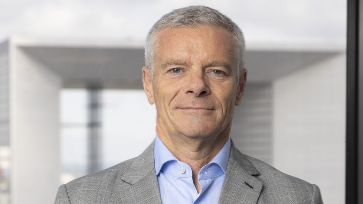 Lorenzo-van-Haelst.jfif