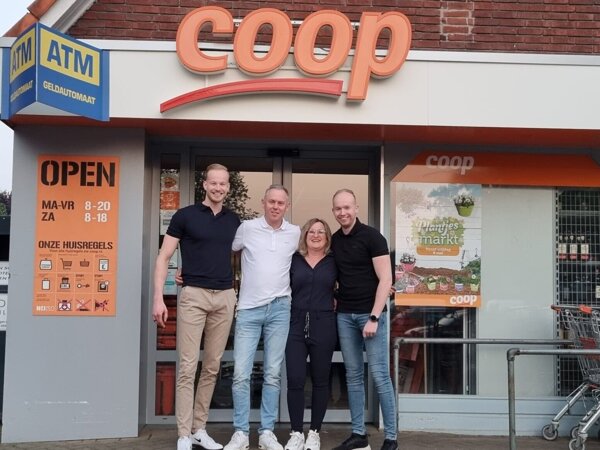 Foto persbericht COOP Hengevelde.jpg