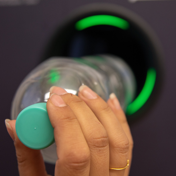 Statiegeld flesje inleveren.jpeg