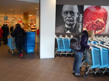 01_ah_large_amersfoort_nieuwe_signing_portret_albert_heijn_4-a840x630.jpg